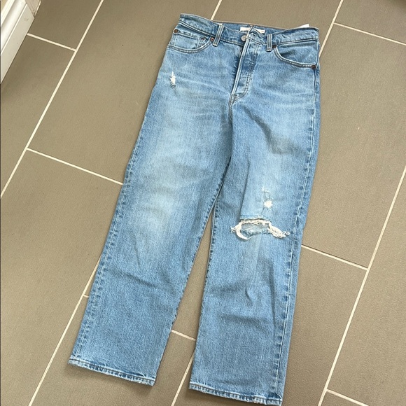 Levi Ribcage Straight Jeans - Picture 2 of 9